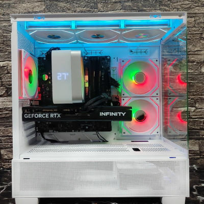 Игровой компьютер в сборе на  i5-12400F Видеокарта : RTX 5070 12GB 